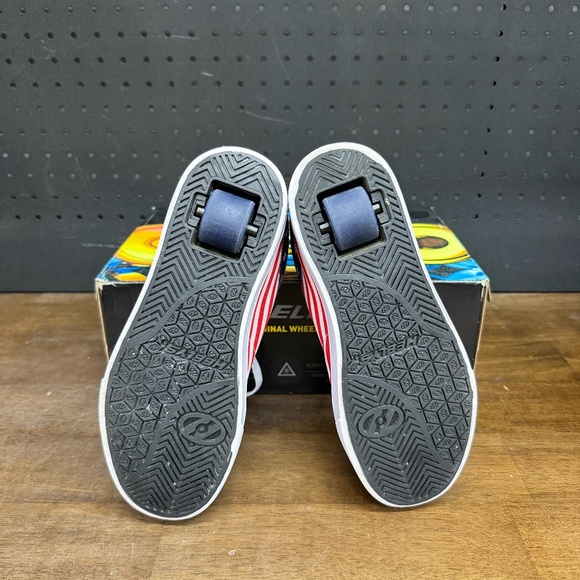 Used W/ Box! Youth's Heelys Racer Mid Red White Blue Skate Sneakers Size 5 - Picture 5 of 5